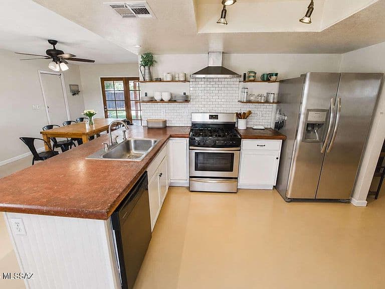 3024 W Bayleaf Dr photo 5