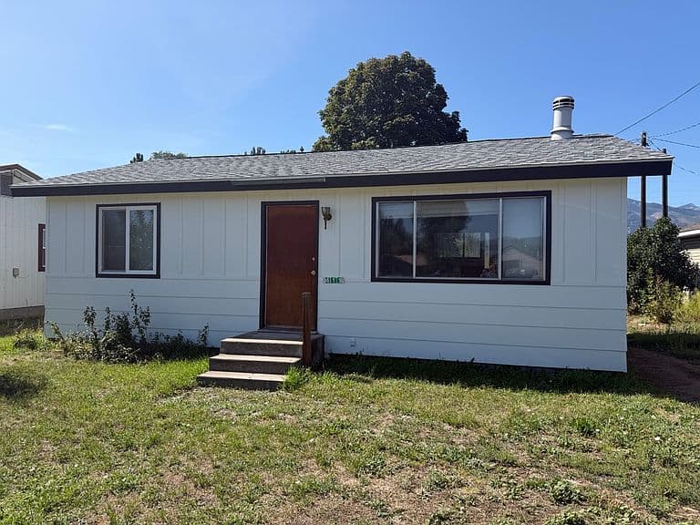 411 Cooper Ln photo 1