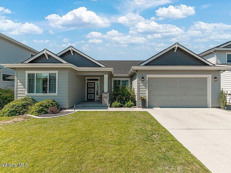 7011 N Degas Dr photo 1