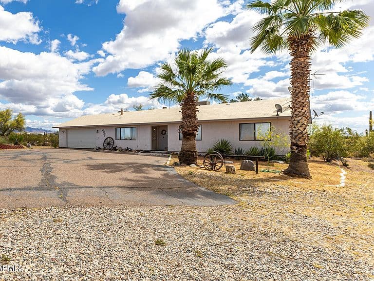 41615 W U.S. Hwy 60 89 Avenue photo 5