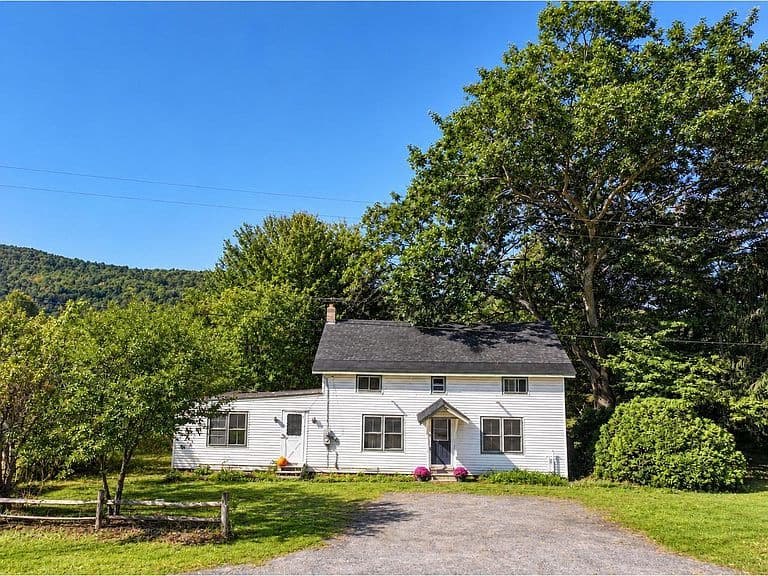 693 US Route 2 photo 1