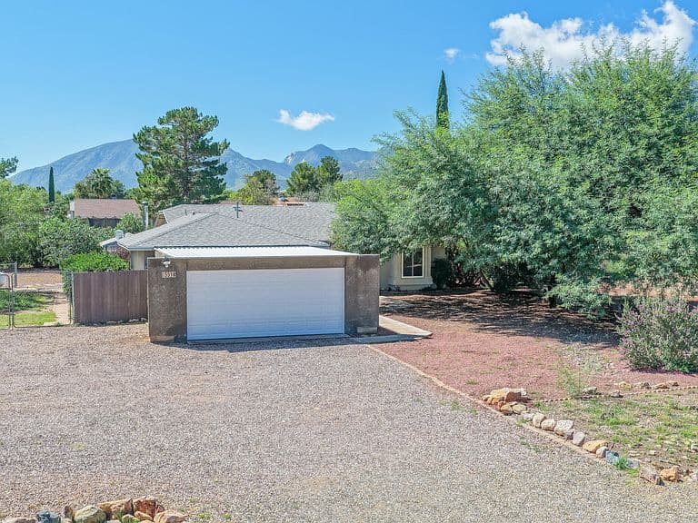 5518 E Hereford Road photo 1
