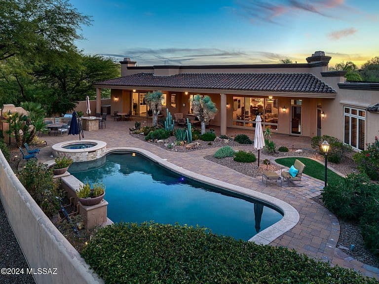 5043 N Marlin Canyon Pl photo 2