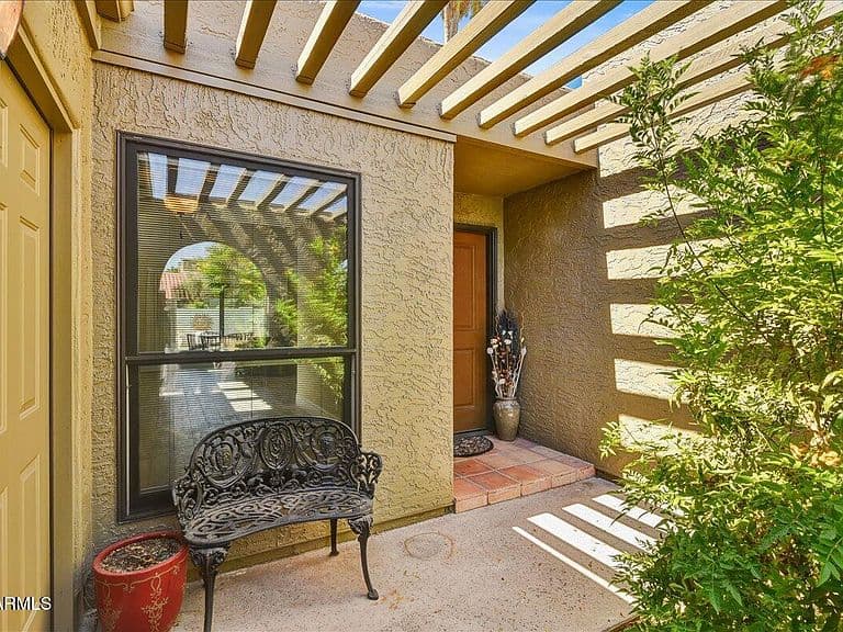 7315 E ROVEY Avenue photo 2