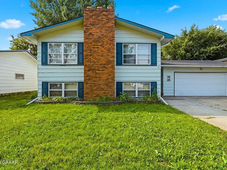 709 Central Plains Ct photo 1