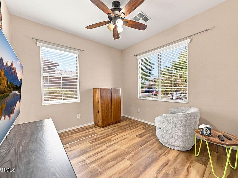16999 W MAGNOLIA Street photo 2