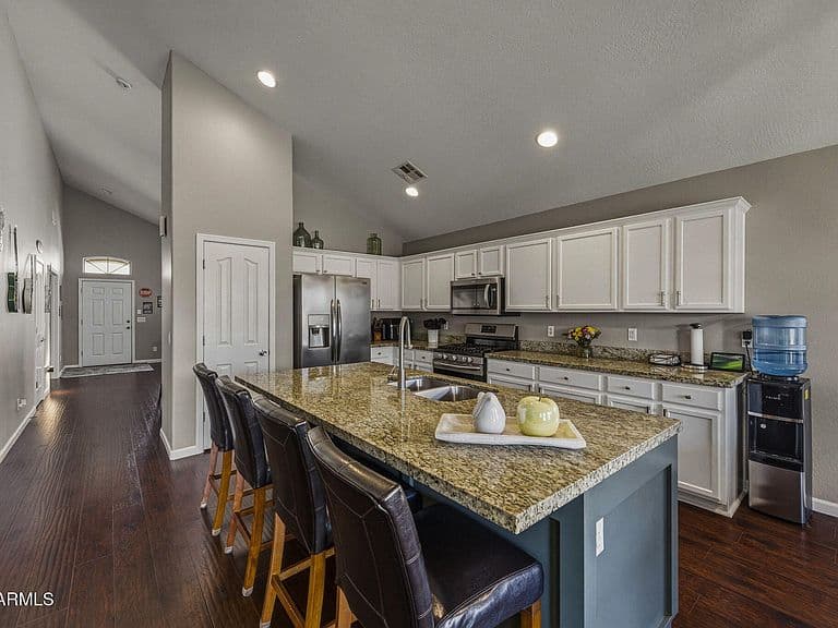 36591 W COSTA BLANCA Drive photo 5