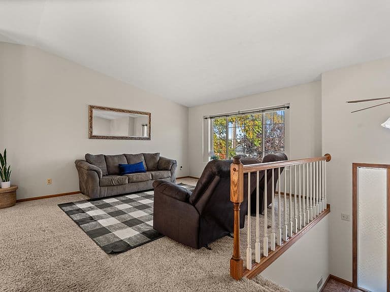 3401 S Bahnson Ave photo 4