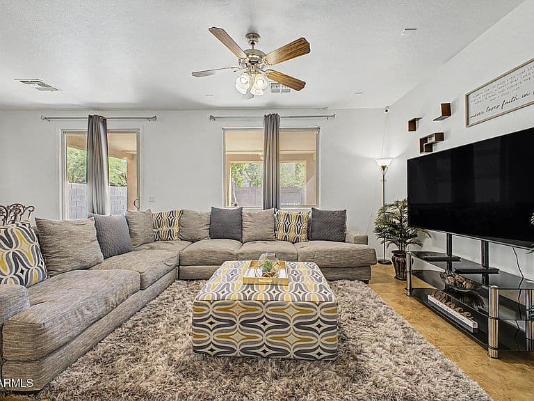 279 E GOLD DUST Way photo 5