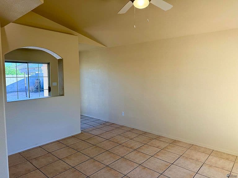 1570 E California St photo 5
