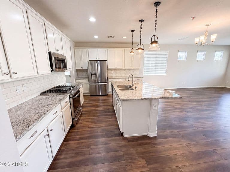 10066 W CASHMAN Drive photo 2