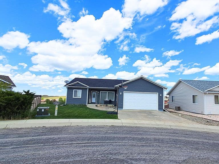 1225 Rosewood Ct photo 1