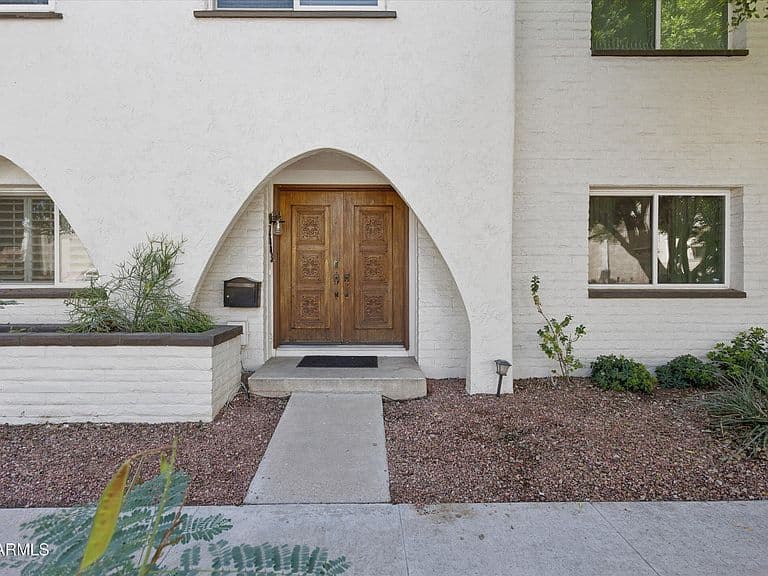 7663 E MONTECITO Avenue photo 2