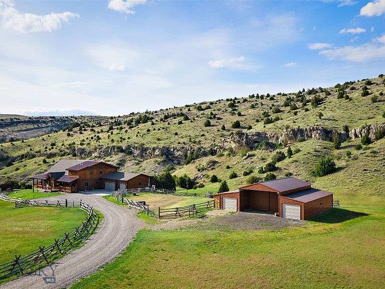 1460 Horseshoe Gulch Rd photo 5
