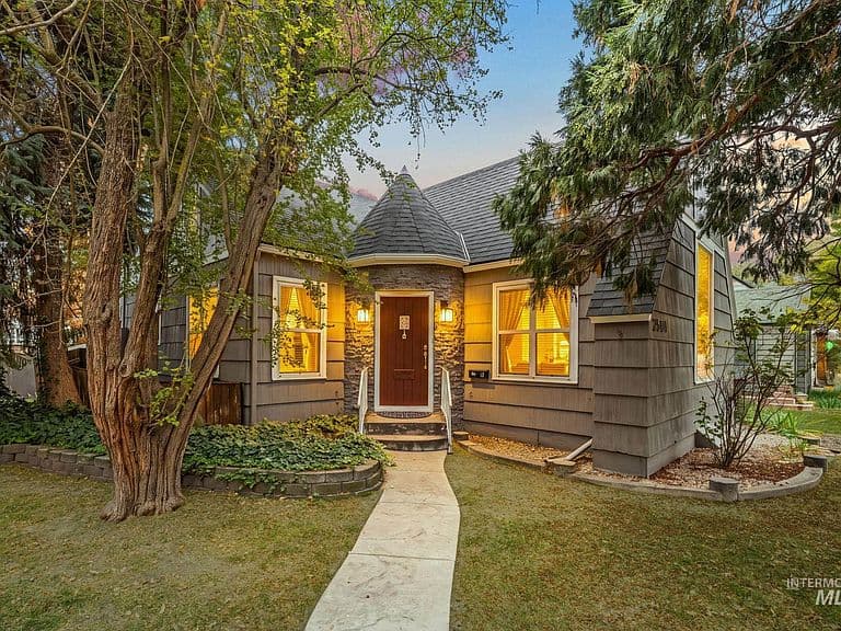 2501 W Bannock St photo 1