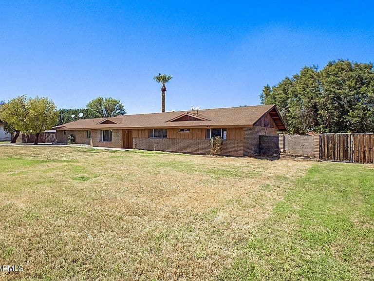 5228 W MCNEIL Street photo 2