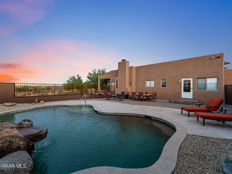501 S Saguaro Dr photo 3