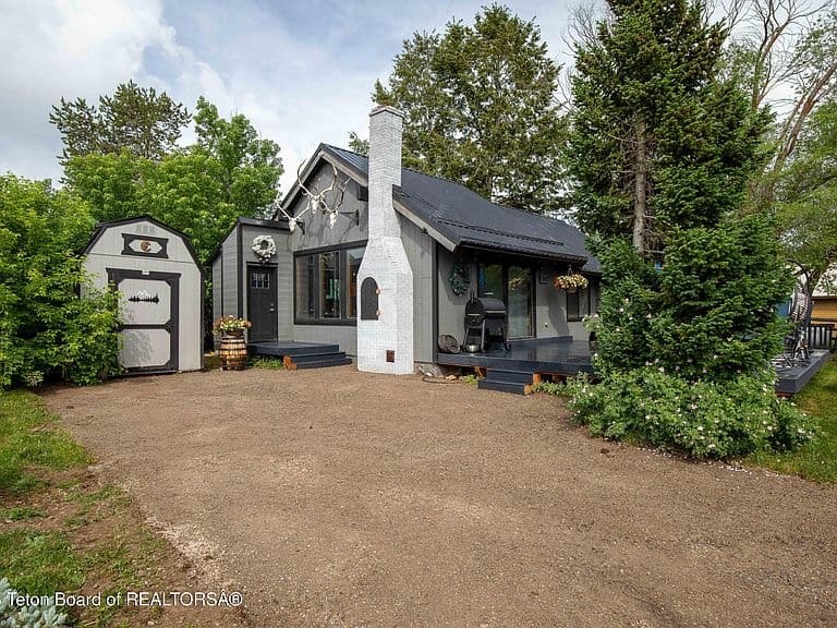 247 W Cottage Ln photo 4