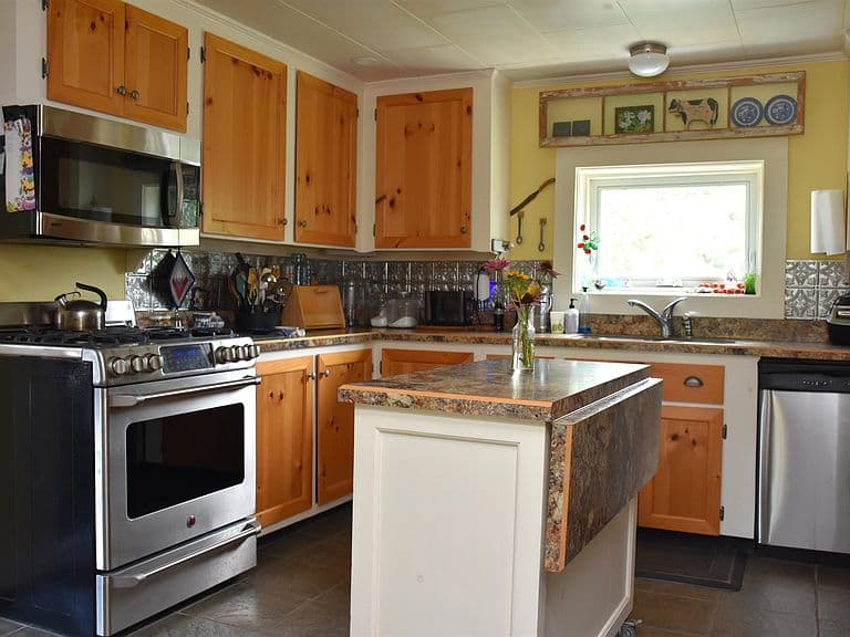 188 Worcester Village Road photo 4