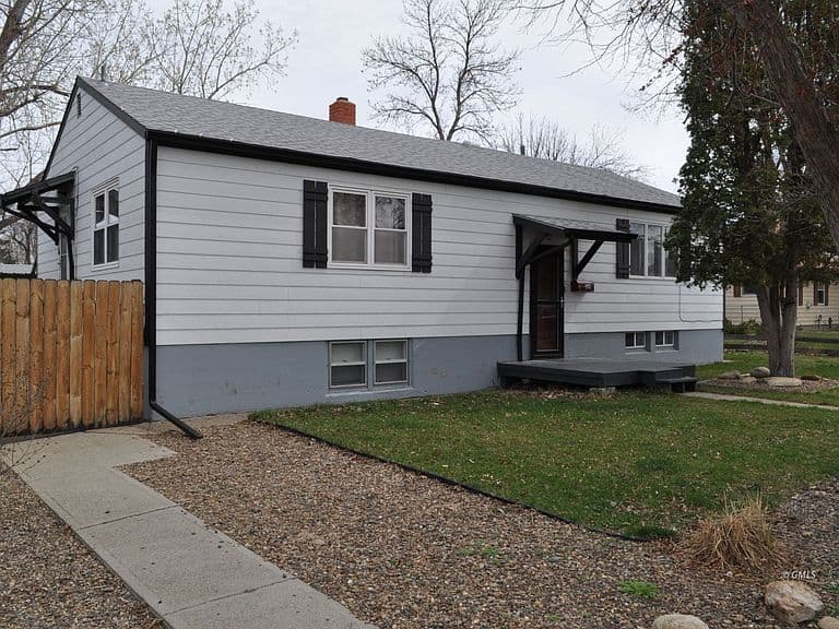 509 Snyder Ave photo 2
