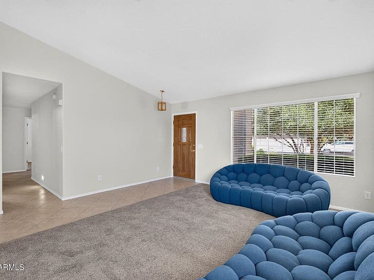 10209 E COOPERS HAWK Drive photo 4