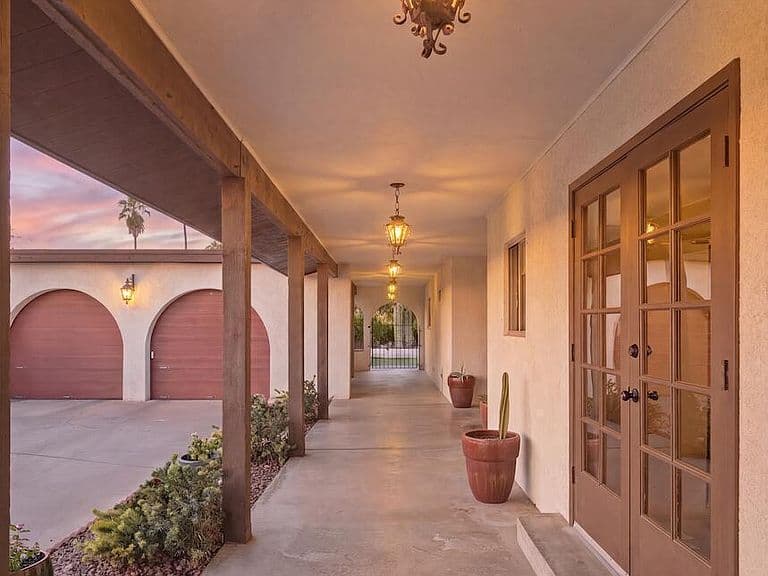 828 N Alamo Circle photo 1