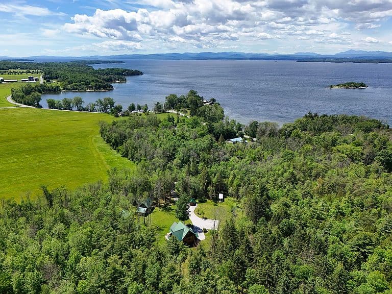 422 West Shore Road photo 2
