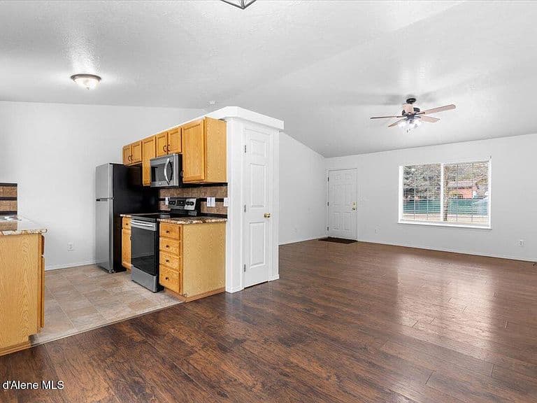 6648 W Legacy Dr photo 4