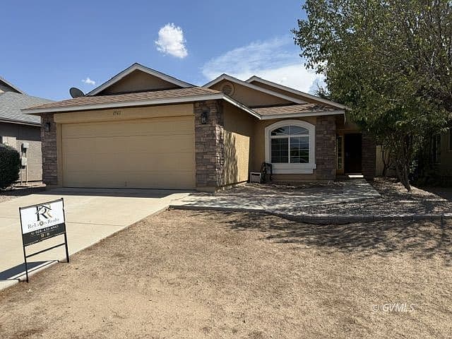 1561 E Copper Canyon Dr photo 5