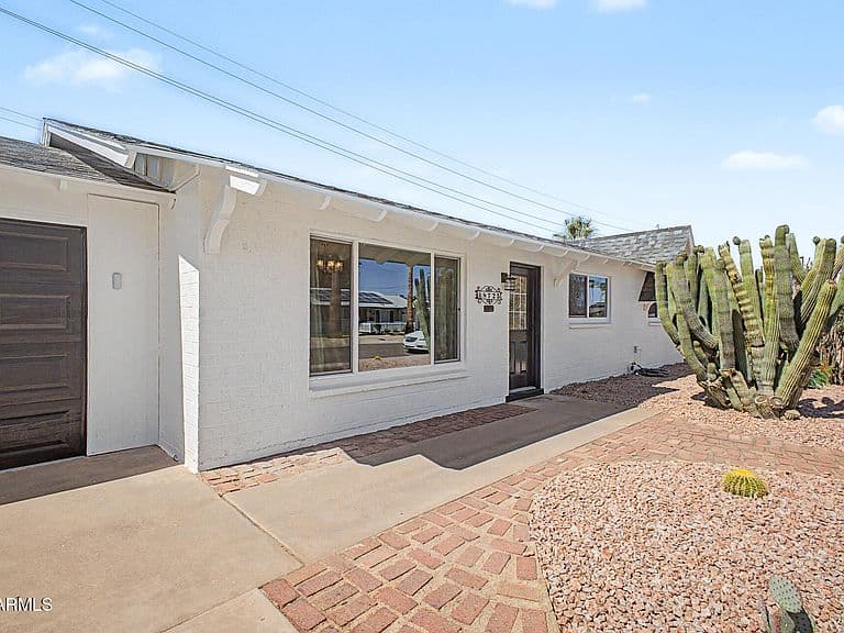 8725 E CORONADO Road photo 2