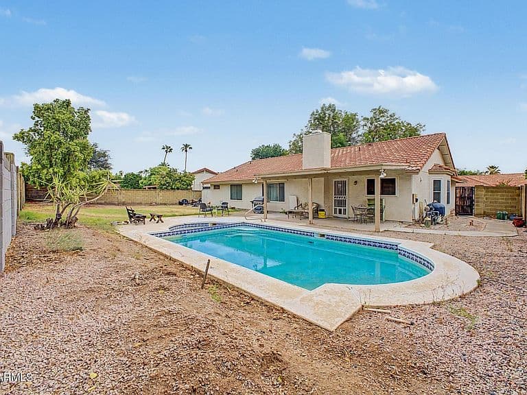 5622 E FAIRFIELD Street photo 1