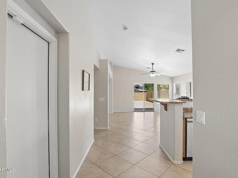 11822 W FLANAGAN Street photo 5
