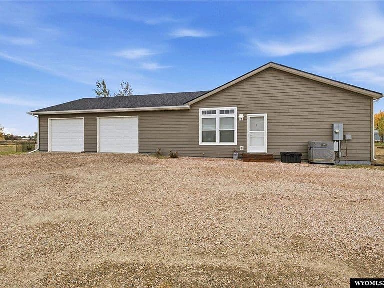 4644 Fitzhugh Rd photo 3