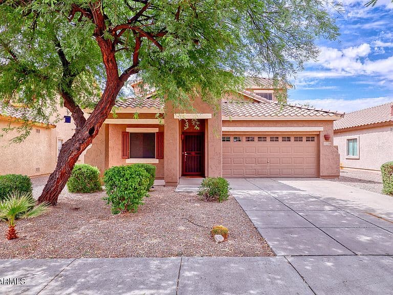17255 W RIMROCK Street photo 2