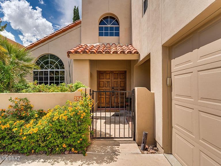 3049 N Palomino Park Loop photo 1