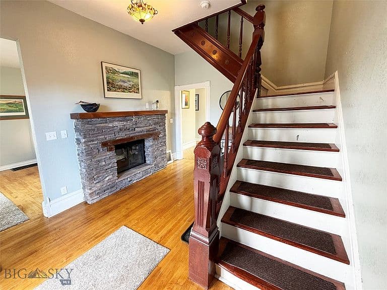 504 W Galena St photo 4