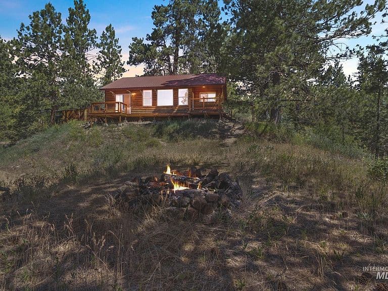 24 Deadmans Gulch photo 1