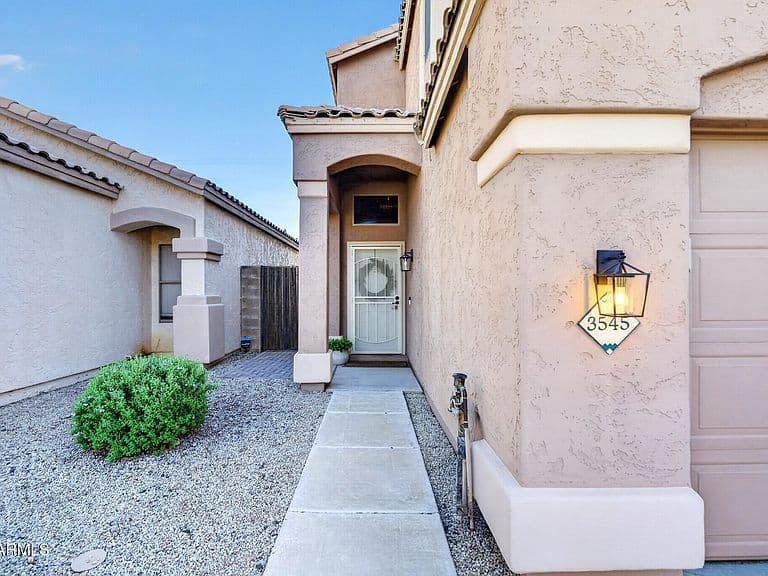 3545 W WHISPERING WIND Drive photo 4
