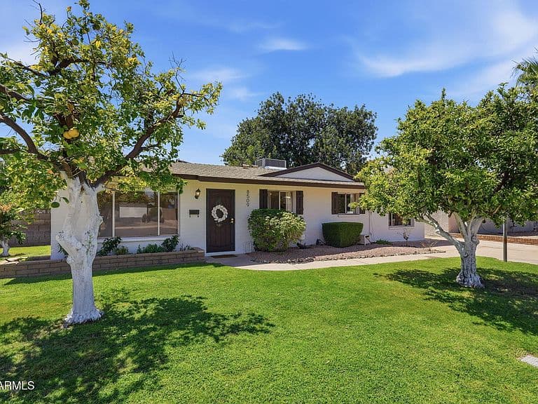 8509 E MACKENZIE Drive photo 1