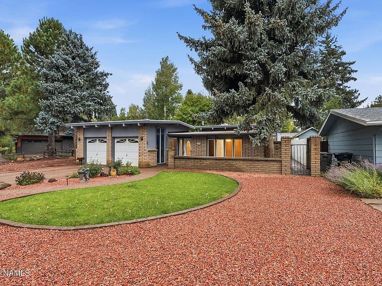 1660 W Stevanna Way photo 5