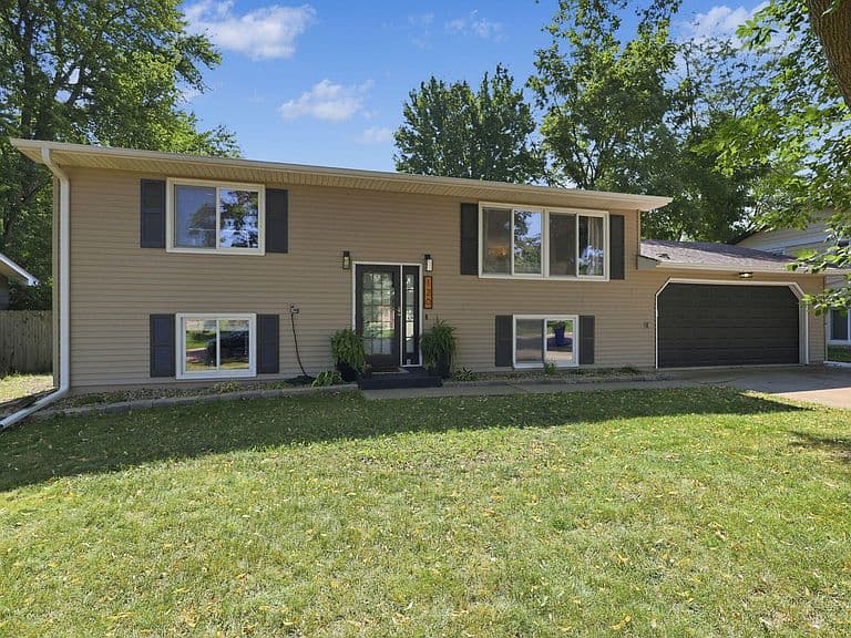 120 Trail Ridge Rd photo 1