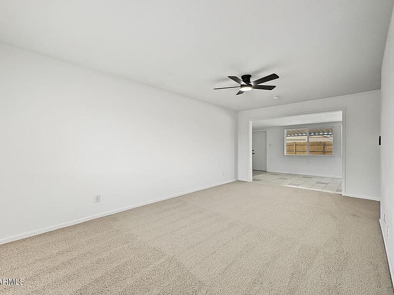 12214 N AUGUSTA Drive photo 5