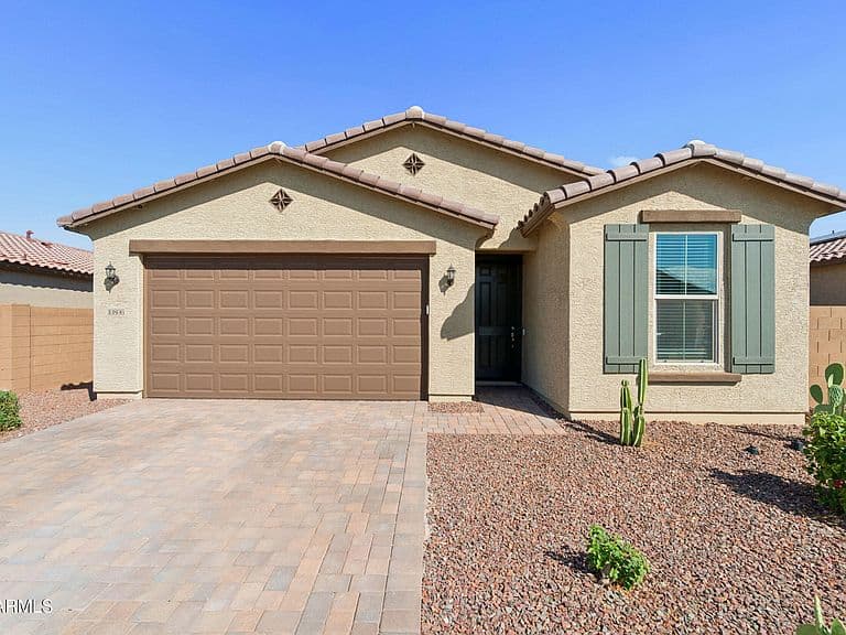 10806 W TONTO Street photo 2