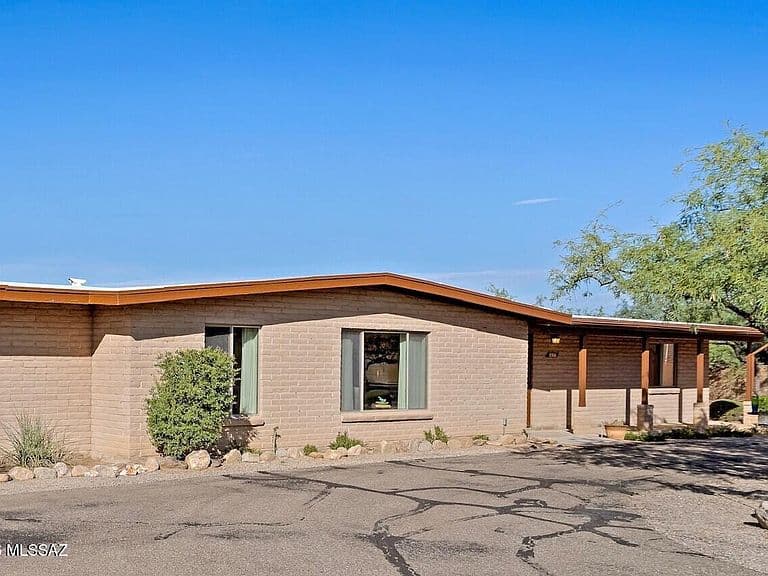 8900 E Tano Pl photo 5