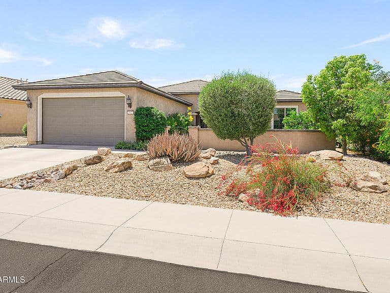 27021 W TONTO Lane photo 2