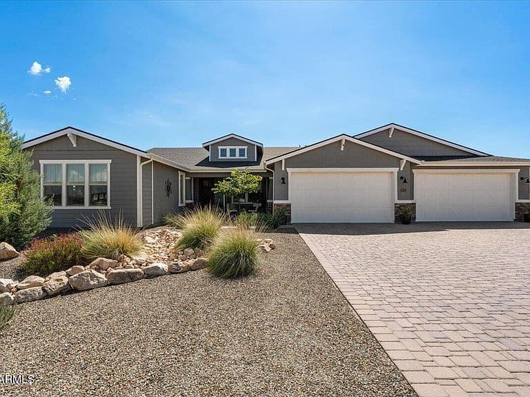 2625 NELSON Lane photo 2