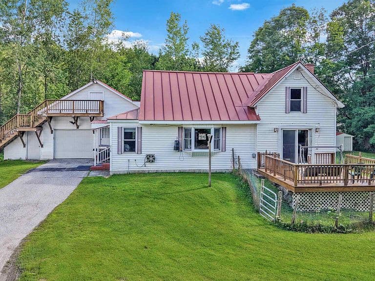 218 Brook Road photo 4