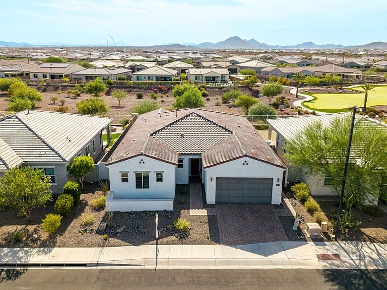 16234 S 179TH Drive photo 4