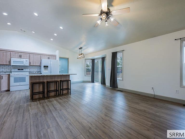 4184 E Aschli Ln photo 4