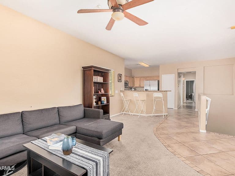 805 S SYCAMORE Street #203 photo 3